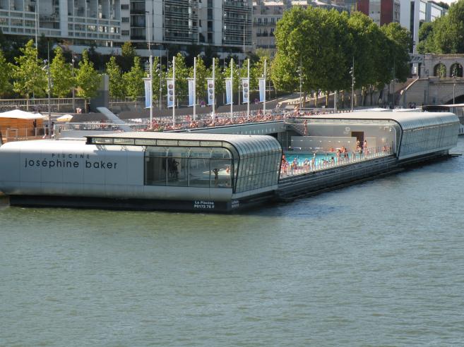  Piscine sur la Seine